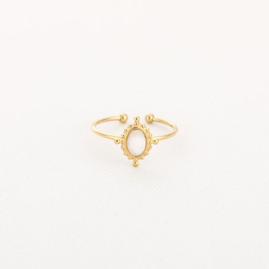 Ring met natuursteen wit